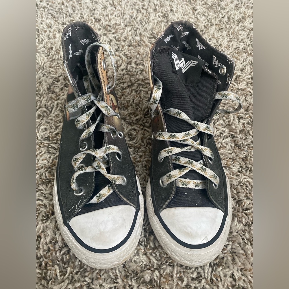 Converse All Star Chucks DC Comics Rebirth Wonder Woman Vol 1 Size: Youth 13